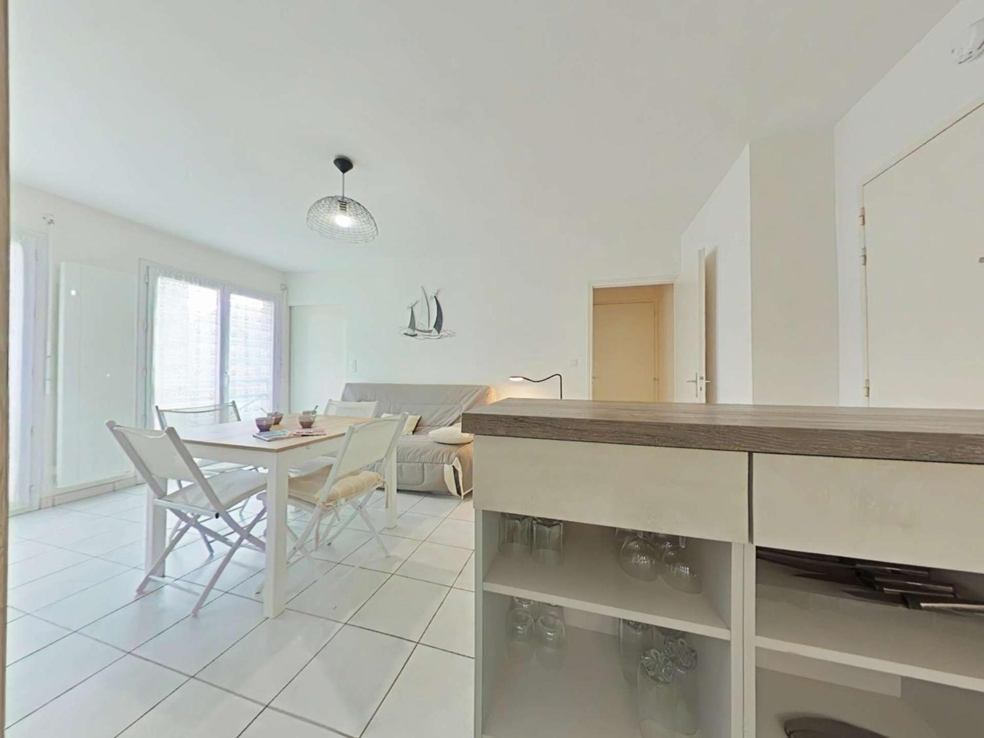 Appartement 2 Pieces Avec Parking Prive, Proche Plage Et Commerces, Saint-Gilles-Croix-De-Vie - Fr-1-224-783 Saint-Gilles-Croix-de-Vie Exterior foto